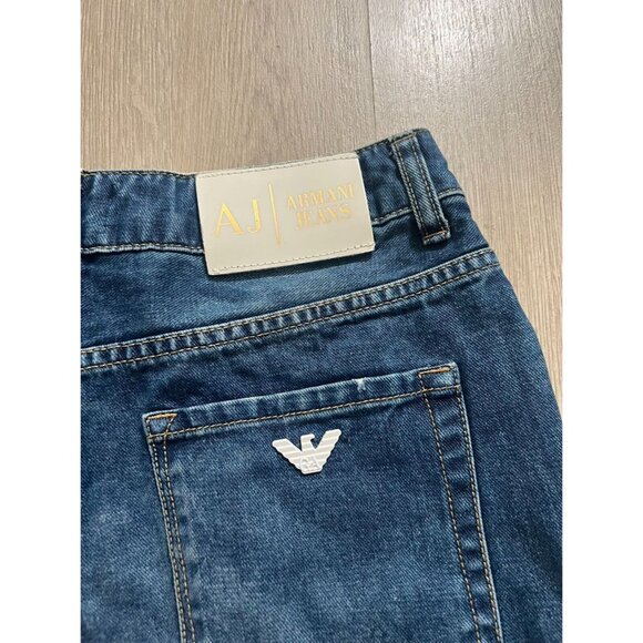 AJ Armani Jeans Woman Distressed Straight Leg Jeans Sz 26 - Picture 5 of 10